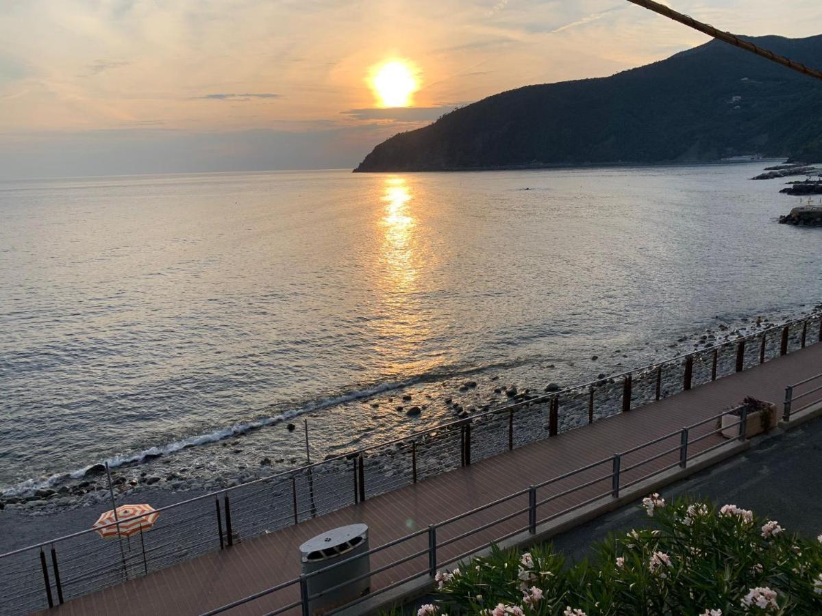 M'Illumino D'Immenso - Moneglia Apartments Zewnętrze zdjęcie